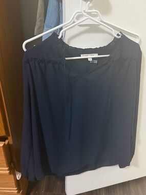 Violet & Claire Dark Navy Long-Sleeve Peasant Blouse